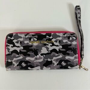 Simply Southern Wristlet Wallet Gray Camouflage Pink Trim